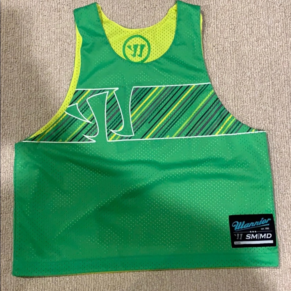 Warrior reversible pinnie
